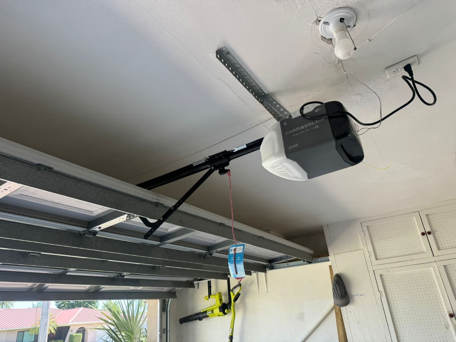 Garage door work in Estero, FL - photo 2