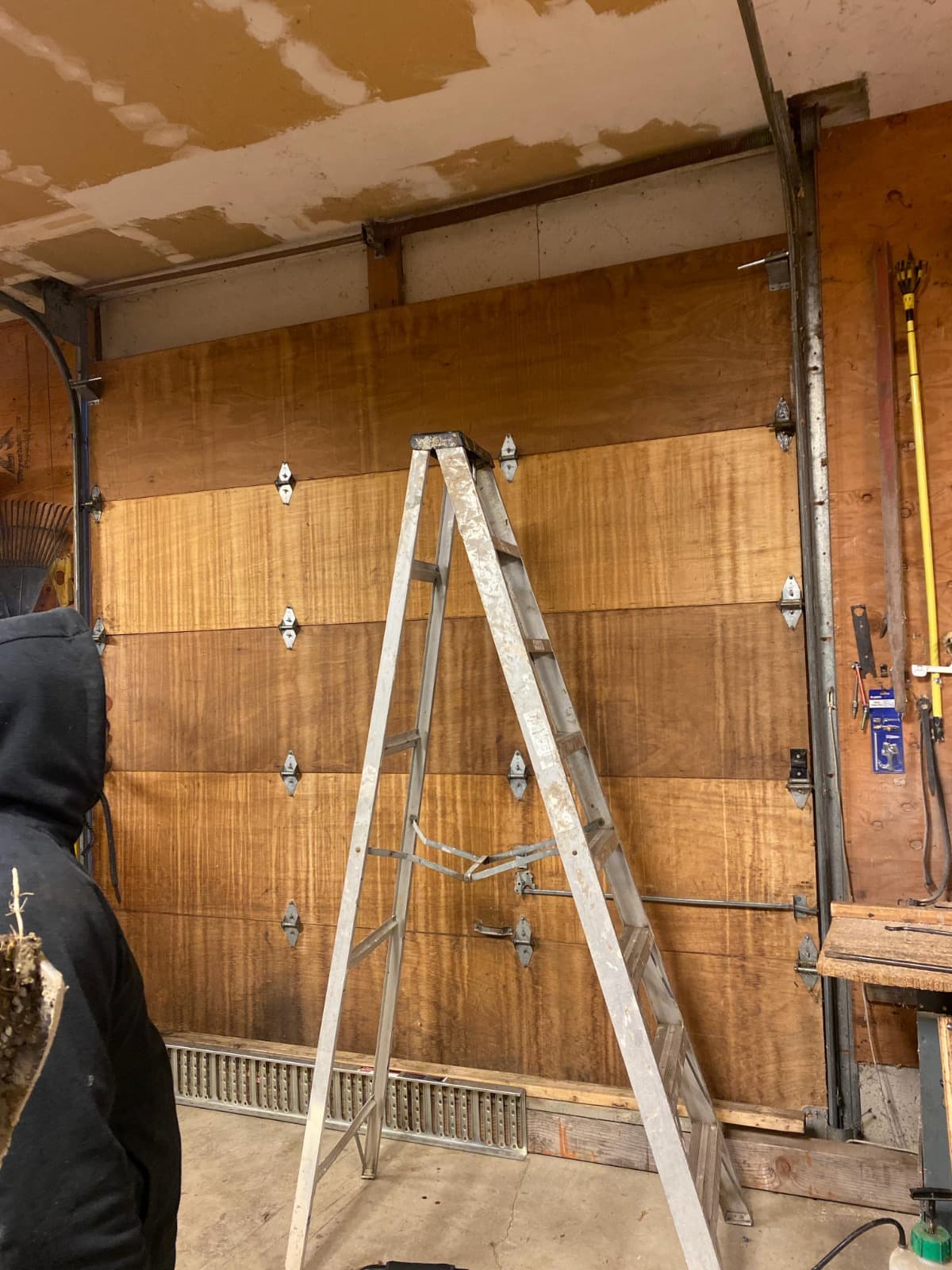 Garage door work in Iona, FL - photo 4