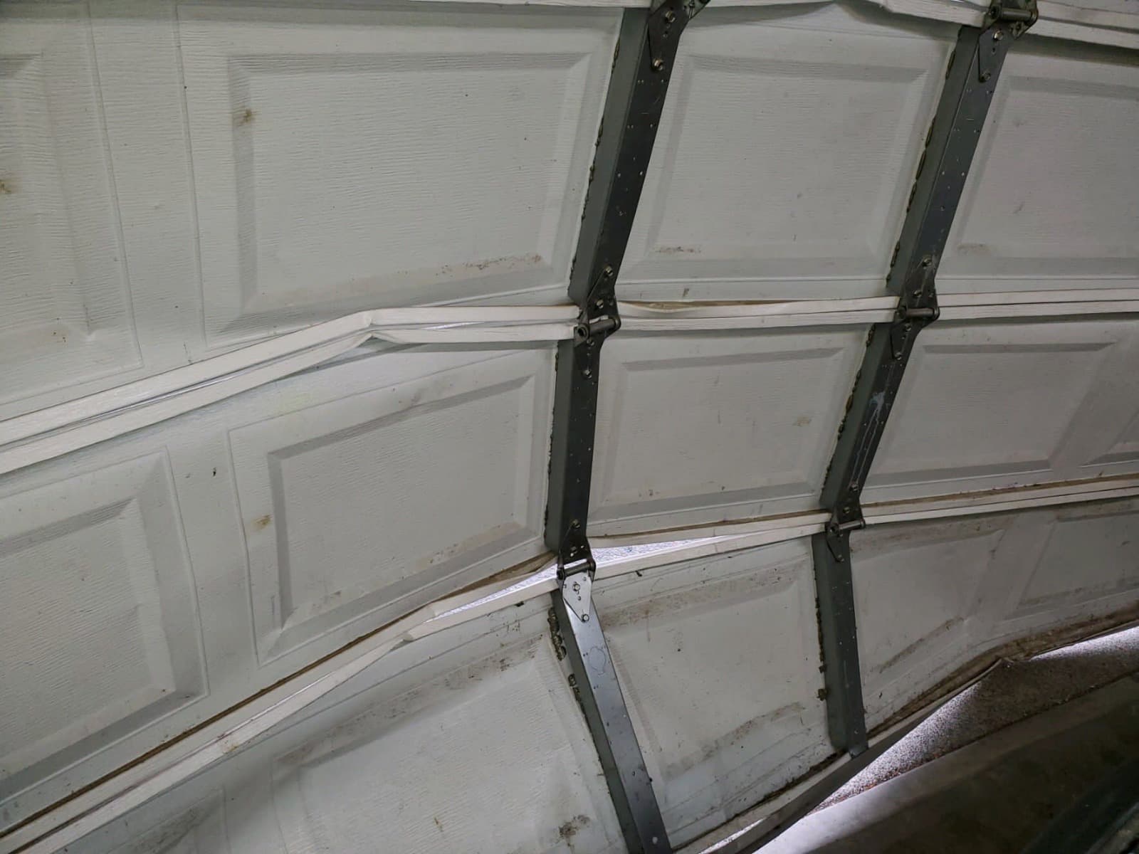 Garage door service in Clewiston, FL